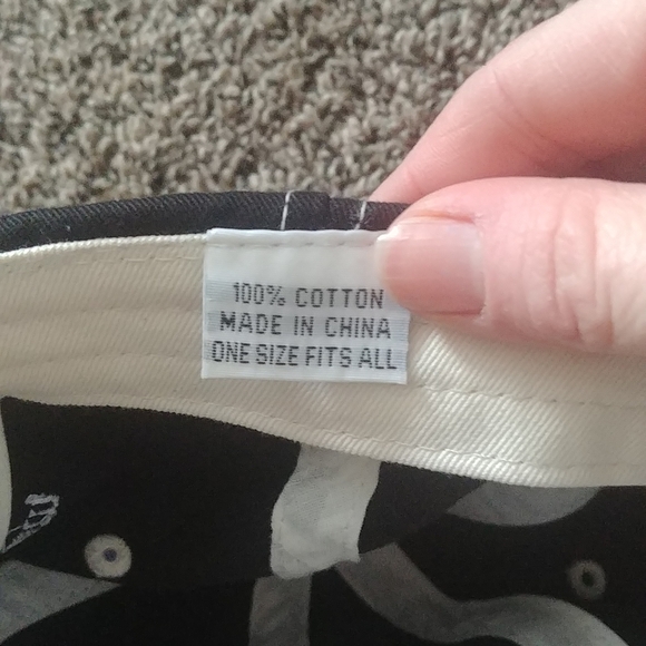 Southern Comfort hat - Picture 3 of 3